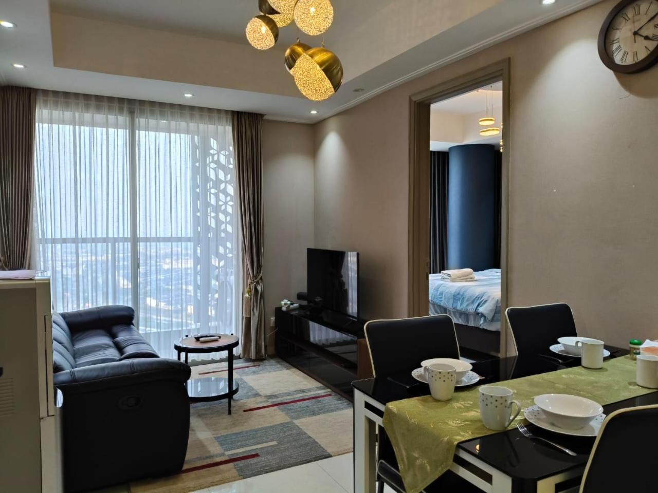 Comfort And Luxury Private At Goldcoast Pik Jakarta